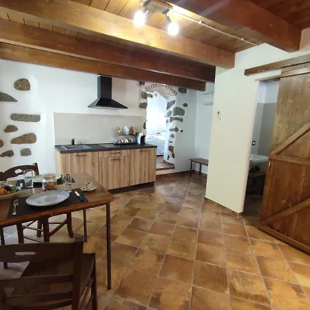 La Corte Dei Baroni Bed & Breakfast Loceri