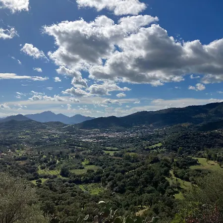 La Corte Dei Baroni Loceri