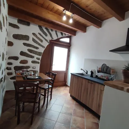 La Corte Dei Baroni Bed & Breakfast Loceri