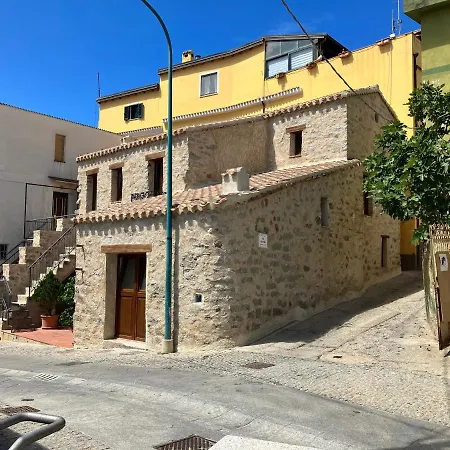 La Corte Dei Baroni Frühstückspension Loceri