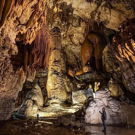 La Corte Dei Baroni Loceri