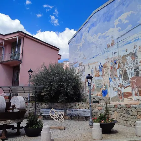 La Corte Dei Baroni Loceri